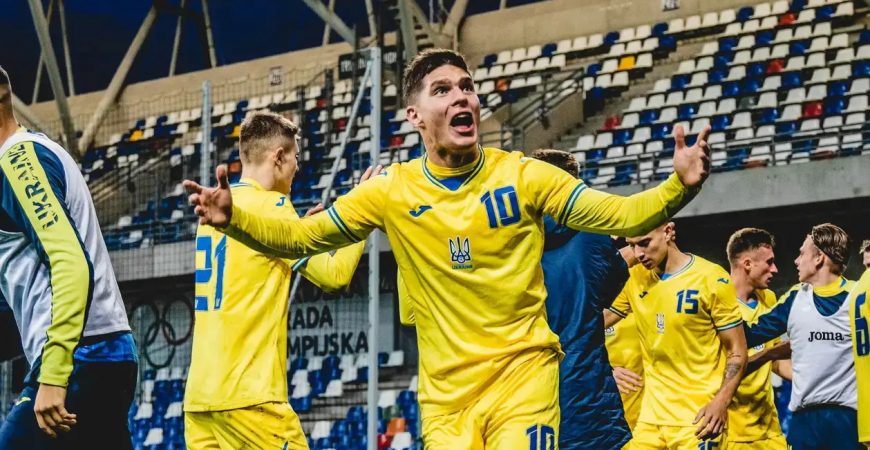 Як бути з Мудриком, Забарним та Судаковим: чи потрібно забирати гравців збірної України в молодіжку на Євро U-21
