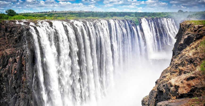 Виктория: крупнейший водопад мира практически высох