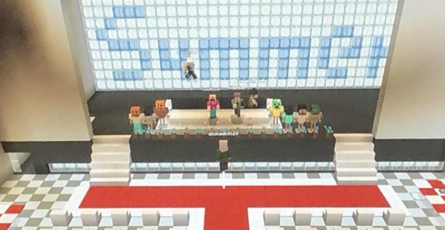 Японские школьники отметили выпускной в Minecraft